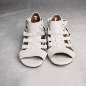 🔥Toddler Girl  white dress shoes 🔥 5$ if you Get Bundle 🔥